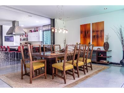 Casa de 4 alcobas en venta en Los Balsos, Medellín, 625 m² · foto 5 de 20