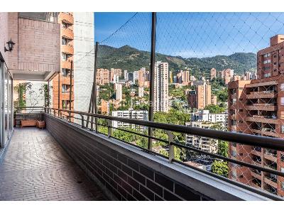 Apartamento en venta en El Poblado, Medellín · foto 4 de 20