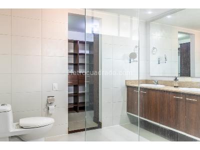 Apartamento en venta en El Poblado, Medellín · foto 14 de 20