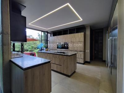 Casa de 4 alcobas en venta en Alto De Las Palmas, Envigado, 650 m² · foto 7 de 20
