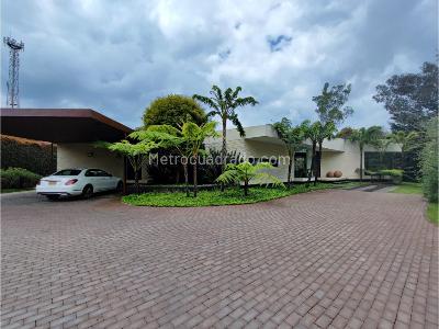 Casa de 3 alcobas en venta en Alto De Las Palmas, Envigado, 540 m² · foto 5 de 19