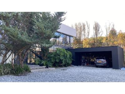 Casa de 3 alcobas en venta en Las Palmas, Medellín, 304 m² · foto 6 de 6