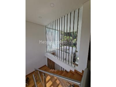Casa de 3 alcobas en venta en El Esmeraldal, Envigado, 497 m² · foto 14 de 20