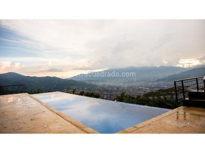 Casa de 5 alcobas en venta en Envigado, Envigado, 757 m² · foto 2 de 20