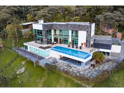 Casa de 5 alcobas en venta en Envigado, Envigado, 757 m² · foto 7 de 20