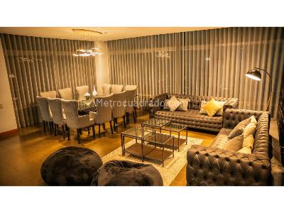 Casa de 5 alcobas en venta en Envigado, Envigado, 757 m² · foto 15 de 20