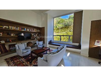 Casa de 4 alcobas en venta en El Tesoro, Medellín, 620 m² · foto 2 de 20