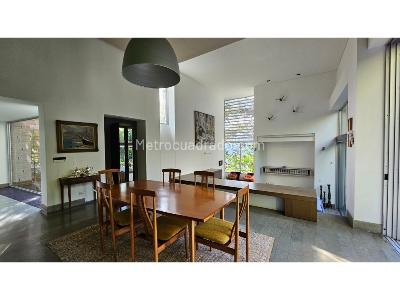 Casa de 4 alcobas en venta en El Tesoro, Medellín, 620 m² · foto 5 de 20