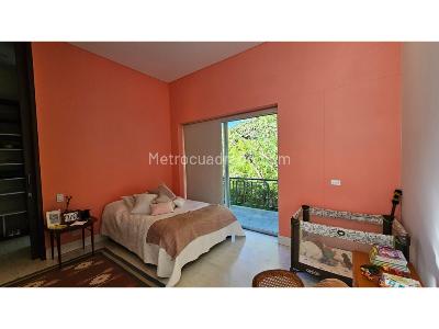 Casa de 4 alcobas en venta en El Tesoro, Medellín, 620 m² · foto 9 de 20