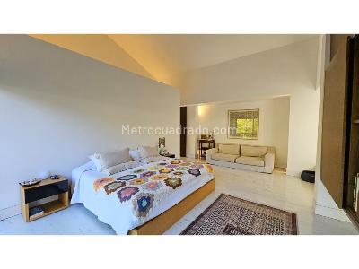 Casa de 4 alcobas en venta en El Tesoro, Medellín, 620 m² · foto 12 de 20