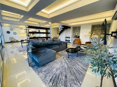 Apartamento de 2 alcobas en venta en El Poblado, Medellín, 148 m² · foto 2 de 9