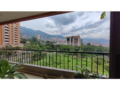 Apartamento de 3 alcobas en venta en Las Palmas, Medellín, 155 m² · foto 2 de 16