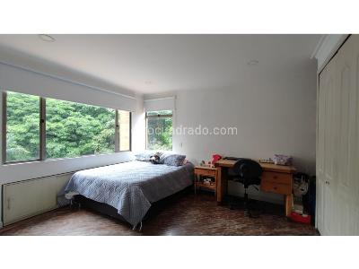 Apartamento de 3 alcobas en venta en Las Palmas, Medellín, 155 m² · foto 12 de 16