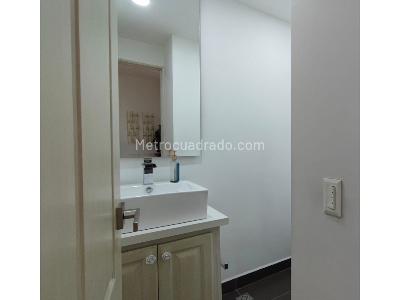 Apartamento de 3 alcobas en venta en Las Palmas, Medellín, 155 m² · foto 15 de 16