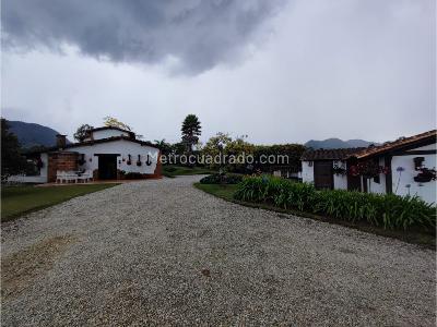 Casa de 5 alcobas en venta en El Capiro, Rionegro, 600 m² · foto 7 de 20