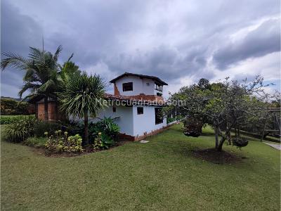 Casa de 5 alcobas en venta en El Capiro, Rionegro, 600 m² · foto 8 de 20