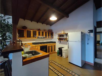 Casa de 5 alcobas en venta en El Capiro, Rionegro, 600 m² · foto 17 de 20