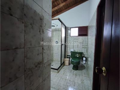 Casa de 5 alcobas en venta en El Capiro, Rionegro, 600 m² · foto 19 de 20