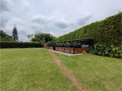 Casa de 5 alcobas en venta en Llanogrande, Rionegro, 685 m² · foto 9 de 20
