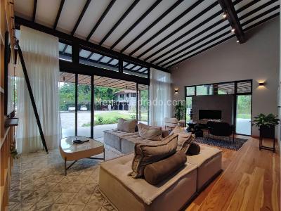 Casa de 5 alcobas en venta en Llanogrande, Rionegro, 685 m² · foto 16 de 20