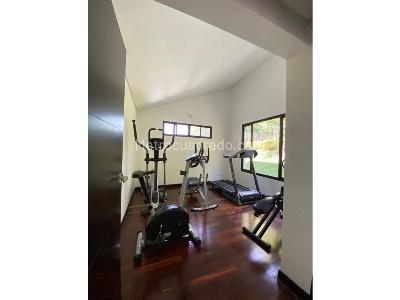 Casa de 4 alcobas en venta en San Lucas, Medellín, 629 m² · foto 17 de 19