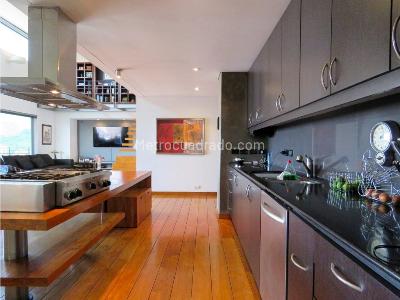 Apartamento de 3 alcobas en venta en Provenza, Medellín, 256 m² · foto 15 de 20