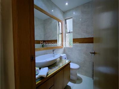 Casa de 3 alcobas en venta en Envigado, Envigado, 201 m² · foto 9 de 9