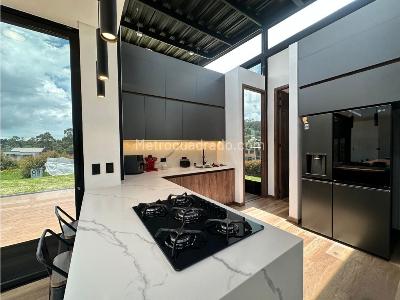 Casa de 3 alcobas en venta en Alto De Las Palmas, Envigado, 170 m² · foto 7 de 19