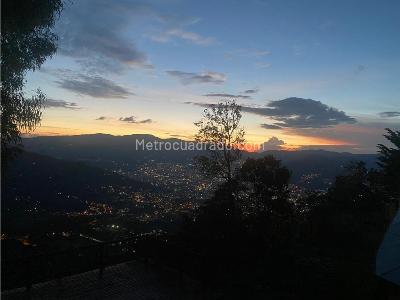 Casa de 4 alcobas en venta en Envigado, Envigado, 750 m² · foto 3 de 20