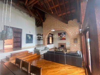 Casa de 4 alcobas en venta en Envigado, Envigado, 750 m² · foto 7 de 20