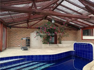 Casa de 4 alcobas en venta en Envigado, Envigado, 750 m² · foto 15 de 20