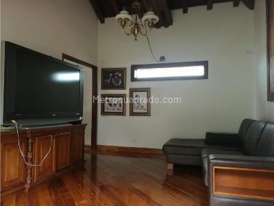 Casa de 4 alcobas en venta en Envigado, Envigado, 750 m² · foto 17 de 20