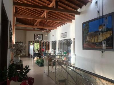 Casa de 5 alcobas en venta en El Tablazo, Rionegro, 472 m² · foto 12 de 20