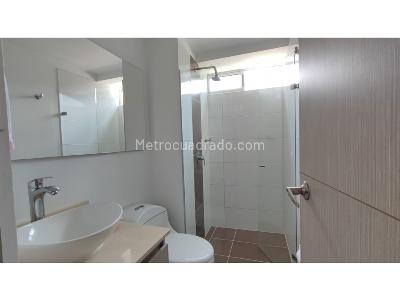 Apartamento de 3 alcobas en venta en Sabaneta, Sabaneta, 78 m² · foto 10 de 12