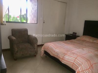 Apartamento de 3 alcobas en venta en Laureles, Medellín, 108 m² · foto 8 de 9