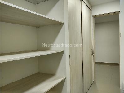 Apartamento de 3 alcobas en venta en Belen, Medellín, 107 m² · foto 8 de 8