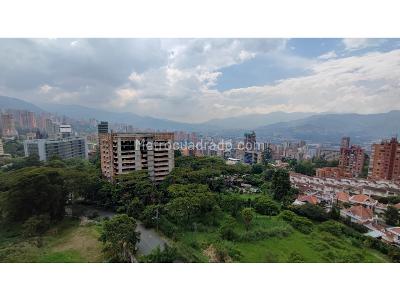Apartamento de 3 alcobas en venta en Las Palmas, Medellín, 189 m² · foto 3 de 15