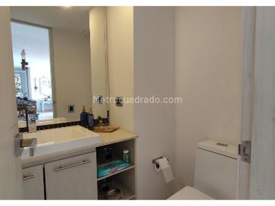 Apartamento de 3 alcobas en venta en Las Palmas, Medellín, 189 m² · foto 12 de 15