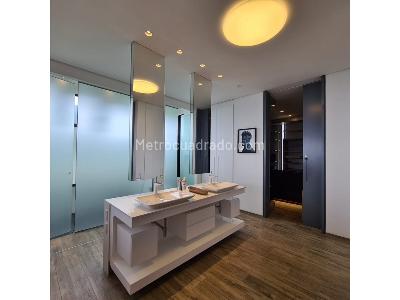 Casa de 5 alcobas en venta en Las Palmas, Medellín, 1000 m² · foto 9 de 19