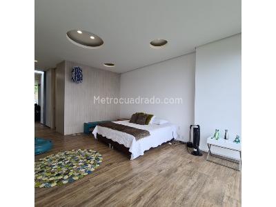 Casa de 5 alcobas en venta en Las Palmas, Medellín, 1000 m² · foto 12 de 19