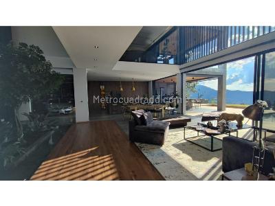 Casa de 3 alcobas en venta en Las Palmas, Envigado, 844 m² · foto 8 de 20