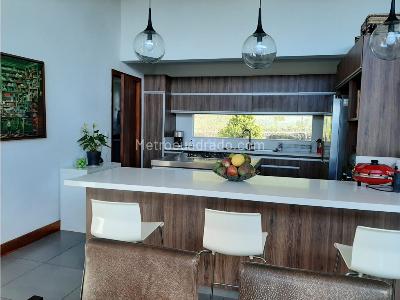 Casa de 4 alcobas en venta en Las Palmas, Envigado, 380 m² · foto 14 de 20