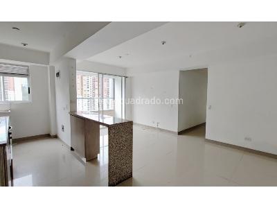 Apartamento de 3 alcobas en venta en Tres Esquinas, Sabaneta, 77 m² · foto 4 de 13