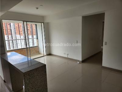 Apartamento de 3 alcobas en venta en Tres Esquinas, Sabaneta, 77 m² · foto 7 de 13