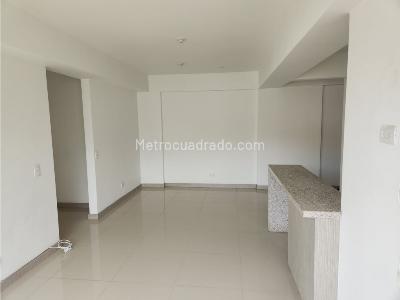 Apartamento de 3 alcobas en venta en Tres Esquinas, Sabaneta, 77 m² · foto 10 de 13
