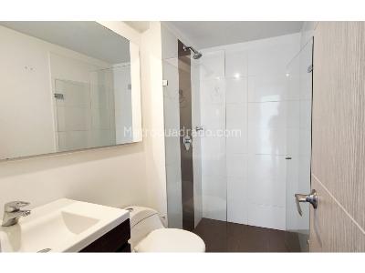 Apartamento de 3 alcobas en venta en Tres Esquinas, Sabaneta, 77 m² · foto 13 de 13