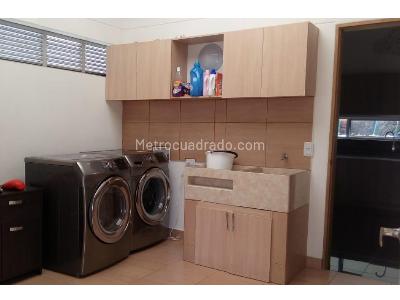 Casa de 4 alcobas en arriendo en Llanogrande, Rionegro, 350 m² · foto 14 de 20