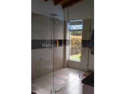 Casa de 4 alcobas en arriendo en Llanogrande, Rionegro, 350 m² · foto 16 de 20