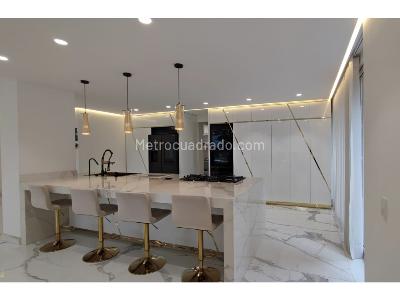 Apartamento de 3 alcobas en venta en Poblado Campestre, Medellín, 374 m² · foto 8 de 20