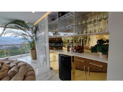 Apartamento de 3 alcobas en venta en Poblado Campestre, Medellín, 374 m² · foto 9 de 20